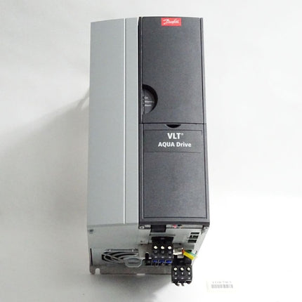 Danfoss VLT Aqua Drive 131F3110 5.5kW FC-202P5K5T4E20H1 - Maranos.de