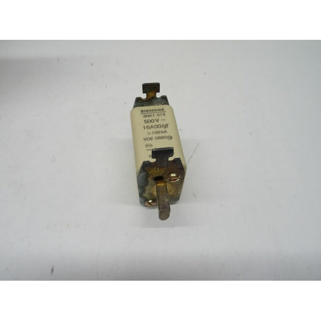 Siemens 2x 3NA1 013 Sicherung 500V / 16A 00/gT 3NA1013 / VDE0660 OVP - Maranos.de
