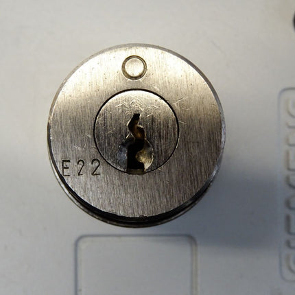 Siemens Schlüsselschalter mit Gehäuse + 3SB3420-0B - Maranos.de