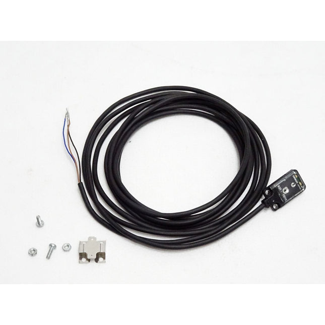 Omron E3T-FD13 Fotoschalter / Neuwertig - Maranos.de