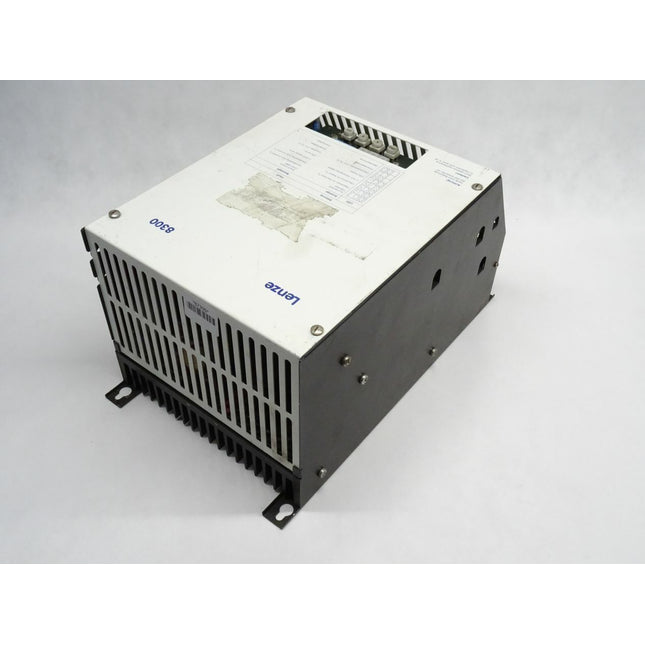 Lenze 8300 Frequenzumrichter 8306_E.1K.12 // 333072 // 1/7137/0793 - Maranos.de