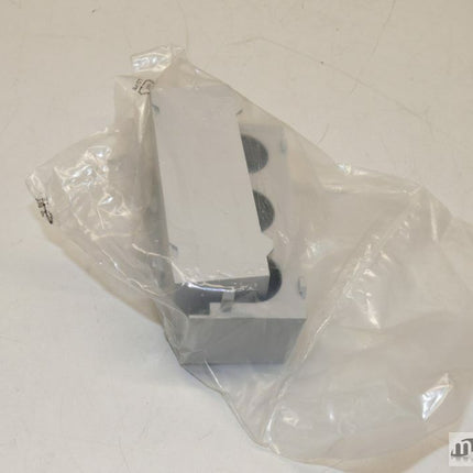 NEU/OVP Rittal SV 9344.520 Anschlussraumbad Gr. 00 - Maranos.de