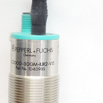 Pepperl+Fuchs UC2000-30GM-IUR2-V15 / 104093 S / Neu - Maranos.de