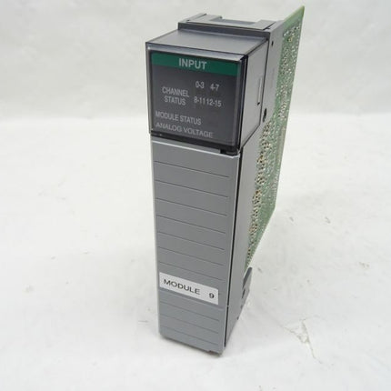 Allen-Bradley SLC500 1746-NI16V Analog Voltage Input Module Neuwertig - Maranos.de