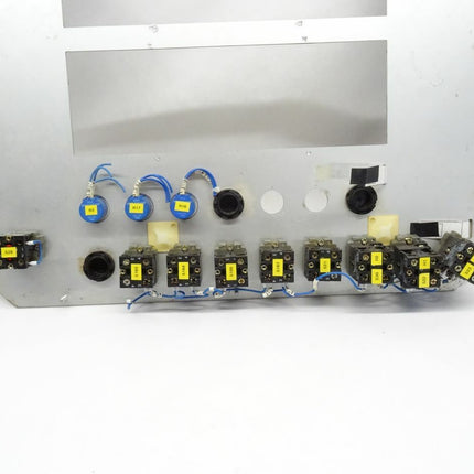 Acma 8003 Front / Bedientastatur für Industriemaschinen/-Panel mit Knöpfen und Not-Aus Schalter - Maranos.de