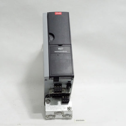 Danfoss VLT Automation Drive 131B0027 FC-302PK55T5E20H1 0.55kW - Maranos.de