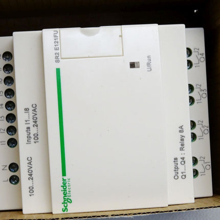 Schneider Electric SR2 E121FU SR2E121FU compact smart relay Zelio Logic 054978 / Neu OVP - Maranos.de