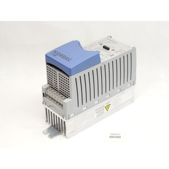 Nordac SK510E-750-323-A 275710075 31L301601064 Frequenzumrichter 0,75 kW - Maranos.de