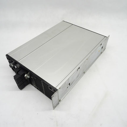 Danfoss VLT5000 175Z0042 Frequenzumrichter 2,1kVA VLT5002PT5B20EBR3DLF00A0 - Maranos.de