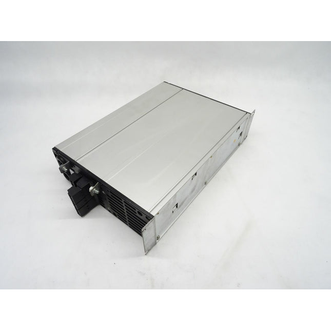 Danfoss VLT5000 175Z0042 Frequenzumrichter 2,1kVA VLT5002PT5B20EBR3DLF00A0 - Maranos.de