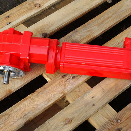 SEW Eurodrive Getriebemotor WF37 CMP63L/KY/RH1M/SM1 01.766944802.0001.18 3000r/min i10,67 - Maranos.de