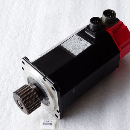 Fanuc Servomotor MDL A6/3000 A06B-0128-B076 #7000 1.4kW 3000 min-1 - Maranos.de