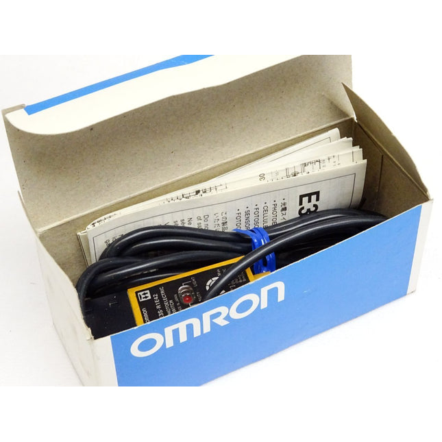 Omron E3S-R1E42 Photoelectric Switch / Neu OVP - Maranos.de