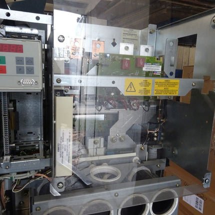 SIEMENS Simovert 6SE7032-0FG60 / 6SE7 032-0FG60 Frequenzumrichter 160kW / NEU - Maranos.de