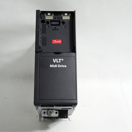 Danfoss VLT Midi Drive 135N1822 0.37kW FC-280PK37T4E20H2 / Neu OVP - Maranos.de