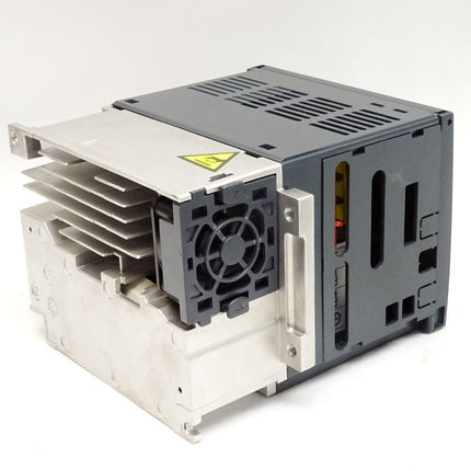 Schneider Altivar ATV312HU15N4 1.5kW Frequenzumrichter / Neuwertig - Maranos.de