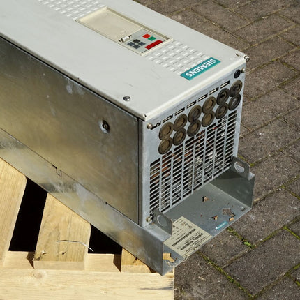 Siemens Wechselrichter Simovert 6SE7031-0TE60-Z G13 K80 K11 K02 mit Optionskarte 6SE7098-2XX84-0AH0 6SE7090-0XX84-0AH2 6SE7090-0XX84-0FF5 6SE7090-0XX84-0KA0 6SE7090-0XX84-0AB0 - Maranos.de