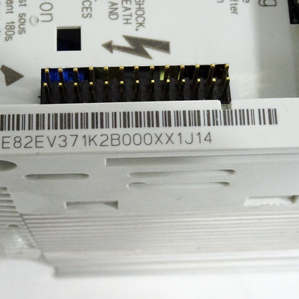 Lenze 8200 vector 00418040 E82EV371_2B E82EV371K2B 0.37kW - Maranos.de