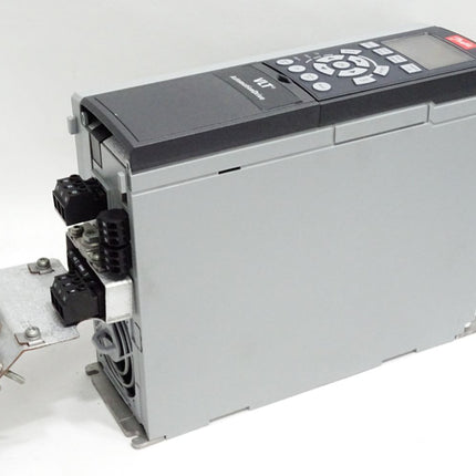 Danfoss VLT Automation Drive 131B0039 FC-302P3K0T5E20H1XG 3kW - Maranos.de