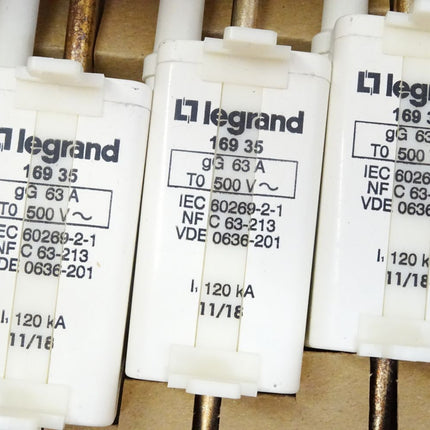 Legrand 16935 / NH0 with striker / Inhalt : 3 Stück / Neu OVP - Maranos.de