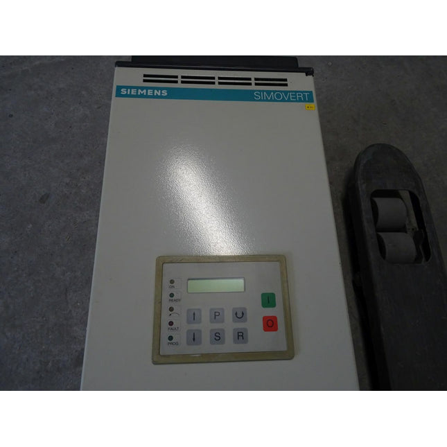 Siemens 6SE1245-2AB00 / 6SE 1245-2AB00 SIMOVERT P 45KVA 3 AC 380/415V - Maranos.de
