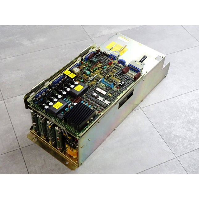 Fanuc AC Spindle Servo Unit A06B-6044-H010 / A20B-0009-0533 - Maranos.de