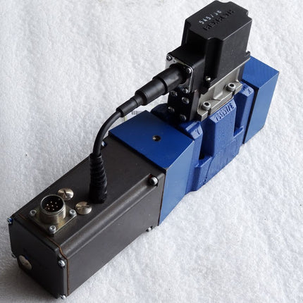 Rexroth Regler 4WRGE.-12/G24 R900895145 R900771334 4WRGE10V100L-13 High-response directional valve - Maranos.de