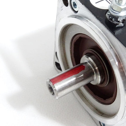 Schneider Electric Servomotor BSH0701P22A2A 65032102-025 6000rpm / Neuwertig - Maranos.de