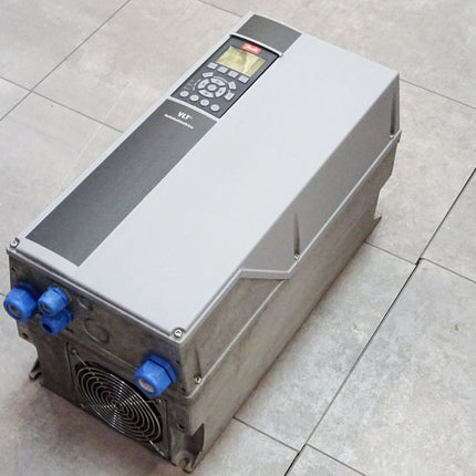 Danfoss VLT 131B3660 FC-301P11KT4E55H1 Frequenzumrichter 11kW - Maranos.de