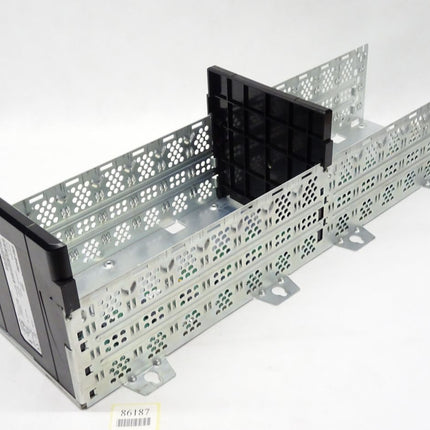 Allen-Bradley Chassis 13 Slot / 96346077 / 1756-A13 B - Maranos.de