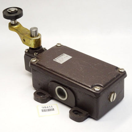 Schmersal Positionsschalter Rollenschwenkhebel M L 461-22y ML461-22y 101059446 / Neu - Maranos.de