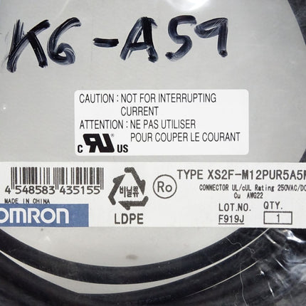 Omron XS2F-M12PUR5A5M Sensorstecker / Neu OVP - Maranos.de