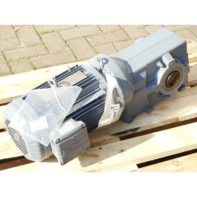 SEW Eurodrive Getriebemotor KA49/T DRN100LM4/TH 01.7857909403.0002.20 r/min1456/109 2.2kW i13,38 / Neu mit Lagerspuren - Maranos.de