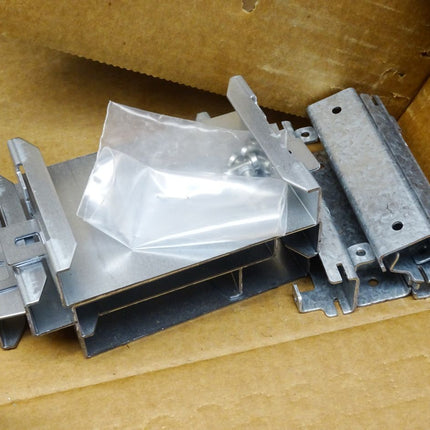 Siemens Sivacon 8PS BD01-B Fixing parts Befestigungsbügel / Inhalt : 5 Stück / Neu OVP - Maranos.de
