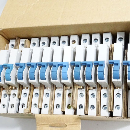 Siemens Neutralleitertrenner 5ST3804 / Inhalt:12 Stück / Neu OVP - Maranos.de