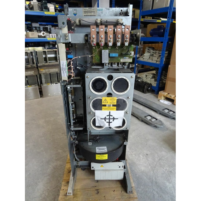 Siemens Frequenzumrichter / 6SE7 028-0FF60-Z AC Drive Simovert VC 6SE7028-0FF60-Z - Maranos.de