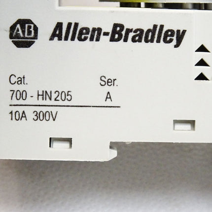 Allen Bradley Relais 700-HA33Z24-3 mit Sockel 700-HN205 - Maranos.de
