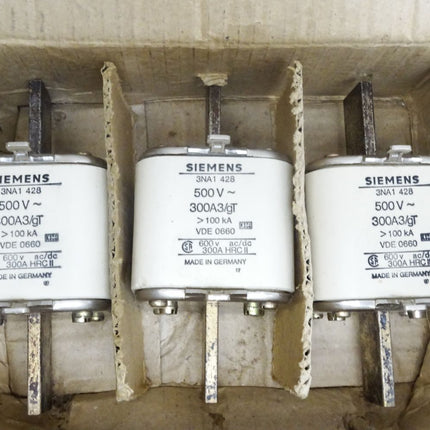 Siemens NH-Sicherungseinsatz 300A 500V / Inhalt : 3 Stück / 3NA1428 / Neu OVP - Maranos.de