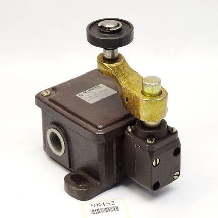 Schmersal TL442-11x TL 442-11x Positionsschalter / Neu - Maranos.de