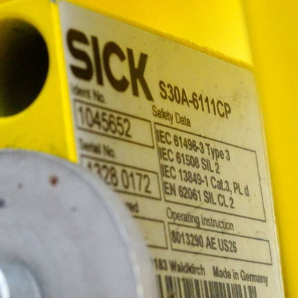 Sick S30A-6111CP / 1045652 Sichereitslaserscanner mit Halterung S3000/PLS - Maranos.de