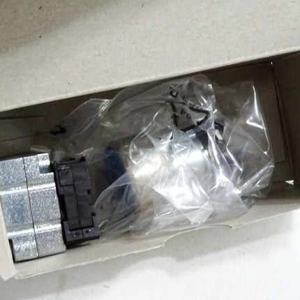 Siemens Drucktaster 3SB3602-0AA51-0CC0 / Neu OVP - Maranos.de