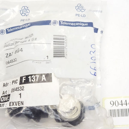 Telemecanique Schlüsseltaste / Key selector switch / ZA2BG4 / 064532 / Neu OVP - Maranos.de