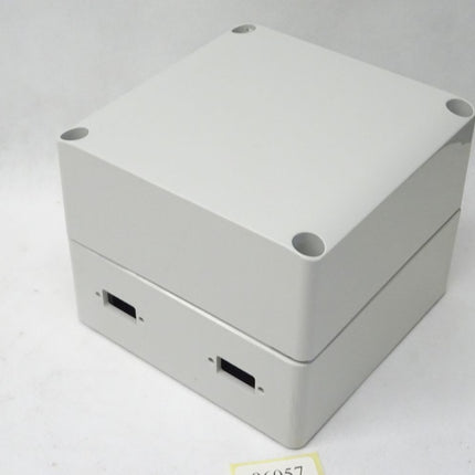 Switchbox Polycold Gehäuse ca.125x125mm / Neu - Maranos.de