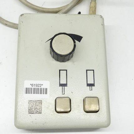 VEB Schalter 766430 / H32 / U 220V - Maranos.de