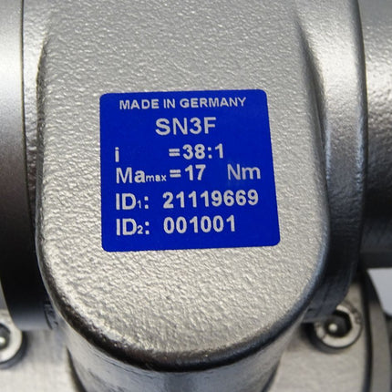 IE2 Getriebemotor THE63B2-TF 0.25kW 2780/3390min-1 38:1 / Neu - Maranos.de