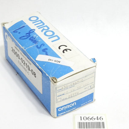 Omron E3S-CR67 Photoelectric Sensor  / Neu OVP - Maranos.de