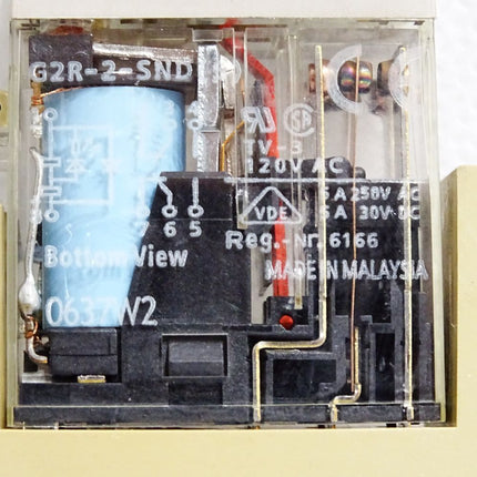 Omron Relais G2R-2-SND mit Sockel P2RF-08-E max. 5A 250V - Maranos.de