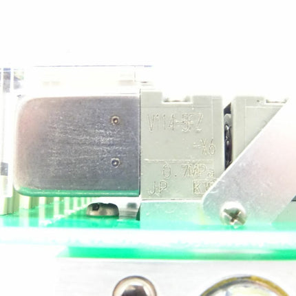 SMC V114-5FZ P19 24VDC / V114-5FZ-X6 0.7MPa JP - Maranos.de