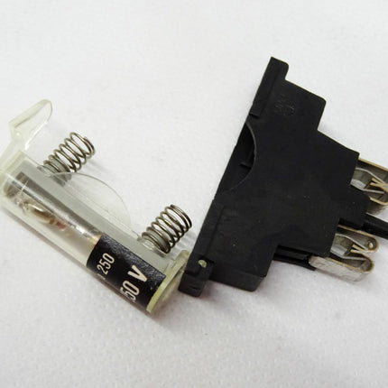 Phoenix Contact 0920287 / Sicherungstecker ST-SILA250 / Inhalt : 44 Stück / Neu OVP - Maranos.de