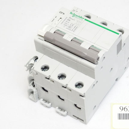 Schneider Electric Osmart D6 OSMC32N3D6 / Neu - Maranos.de